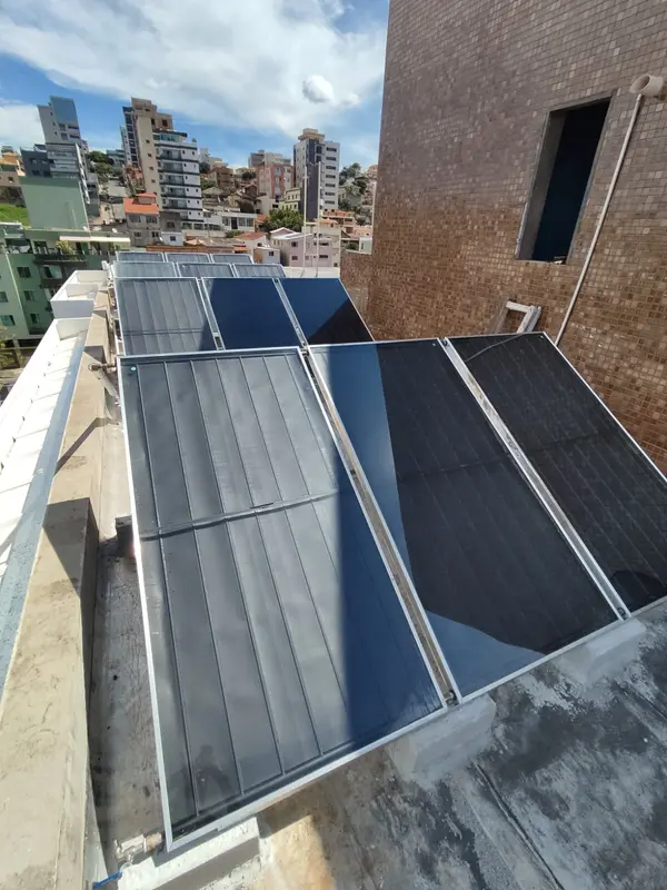 Instalação de aquecimento solar realizada pela Sollar das Gerais