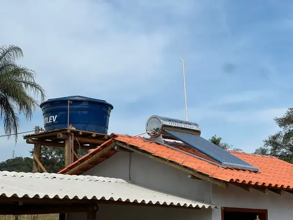Instalação de aquecimento solar realizada pela Sollar das Gerais